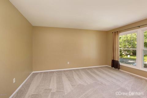 6652 Rix St SE, Ada, MI 49301 photo 7