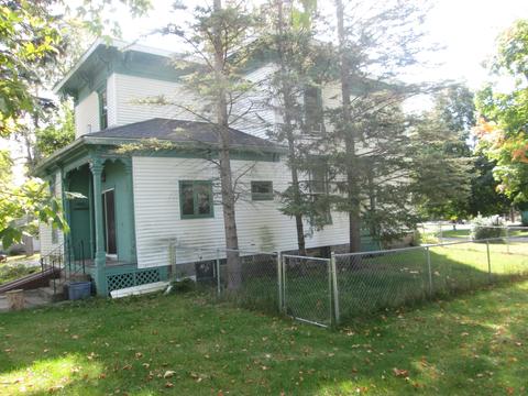 106 W Pine St, Stanton, MI 48888 photo 5
