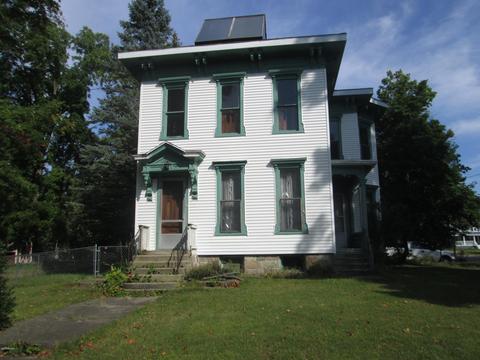 106 W Pine St, Stanton, MI 48888 photo 1