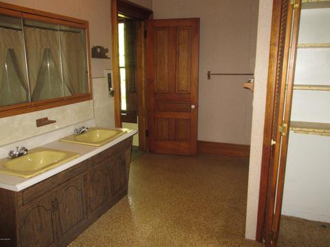 106 W Pine St, Stanton, MI 48888 photo 25