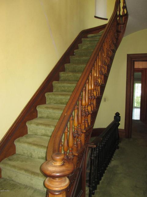 106 W Pine St, Stanton, MI 48888 photo 20