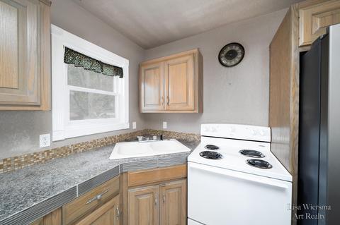 203 Middle St, Three Rivers, MI 49093 photo 13