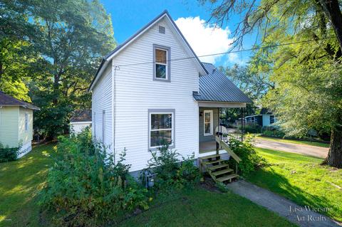 203 Middle St, Three Rivers, MI 49093 photo 3