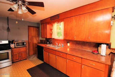 17925 Bailey Rd, Bailey, MI 49303 photo 7