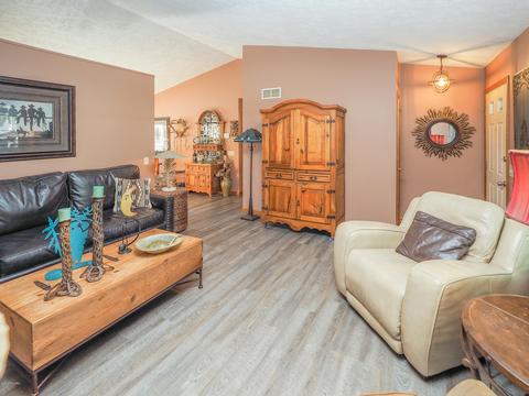 195 Moon Dr, Plainwell, MI 49080 photo 7