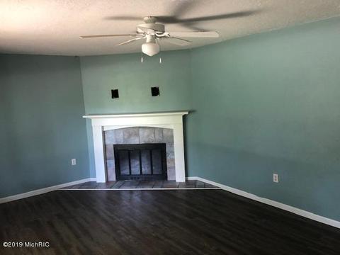 879 Carlson Dr, Stanton, MI 48888 photo 9