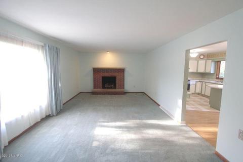 374 Airview Dr, Coldwater, MI 49036 photo 4