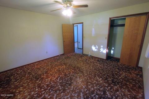 374 Airview Dr, Coldwater, MI 49036 photo 12