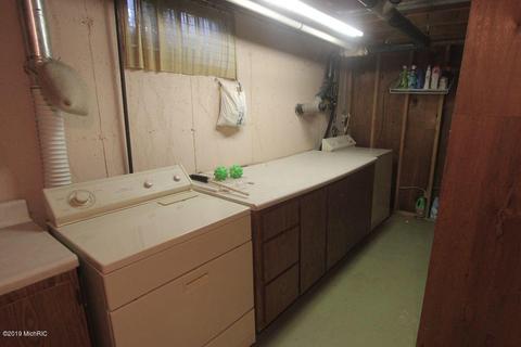 374 Airview Dr, Coldwater, MI 49036 photo 14