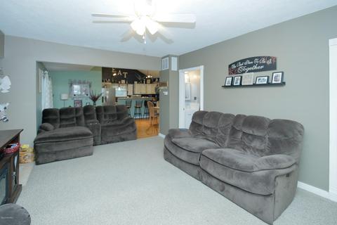780 White Pigeon St, Constantine, MI 49042 photo 5