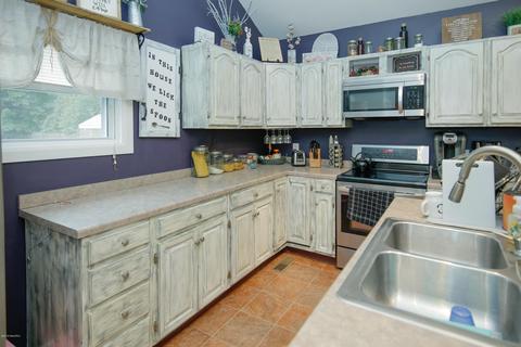 780 White Pigeon St, Constantine, MI 49042 photo 9