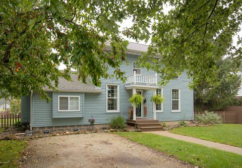 780 White Pigeon St, Constantine, MI 49042 photo 2