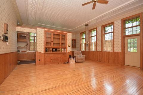 555 E Mansion St, Marshall, MI 49068 photo 37