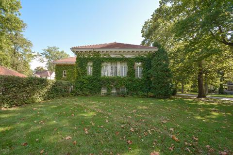 555 E Mansion St, Marshall, MI 49068 photo 4