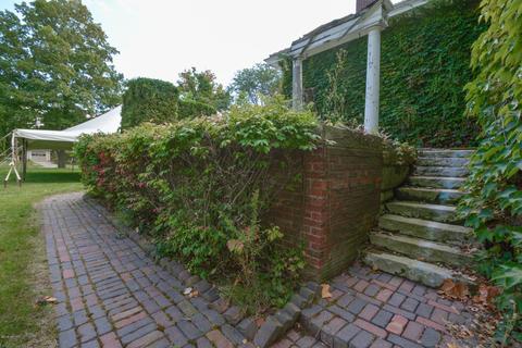 555 E Mansion St, Marshall, MI 49068 photo 12