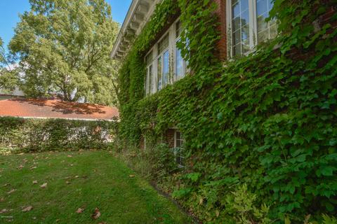 555 E Mansion St, Marshall, MI 49068 photo 5