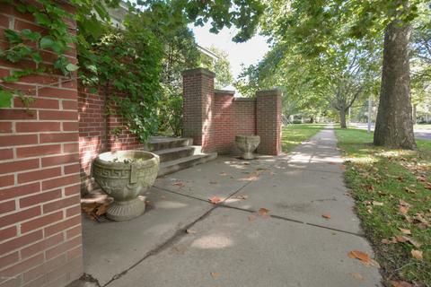 555 E Mansion St, Marshall, MI 49068 photo 6