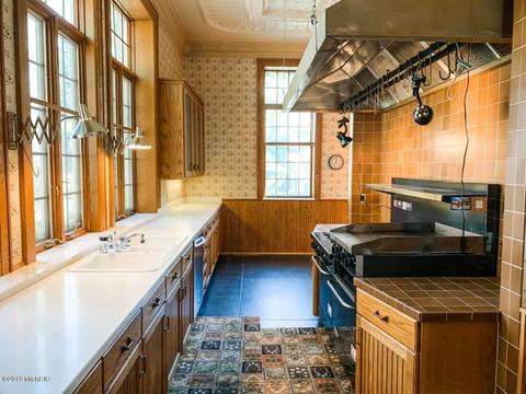 555 E Mansion St, Marshall, MI 49068 photo 38