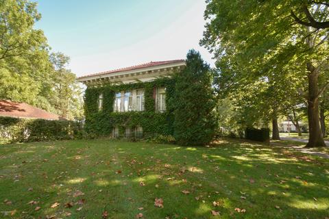 555 E Mansion St, Marshall, MI 49068 photo 3