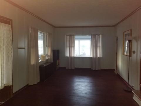 310 S Main St, Ithaca, MI 48847 photo 13