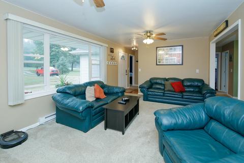 13180 Riverside Dr, Constantine, MI 49042 photo 5