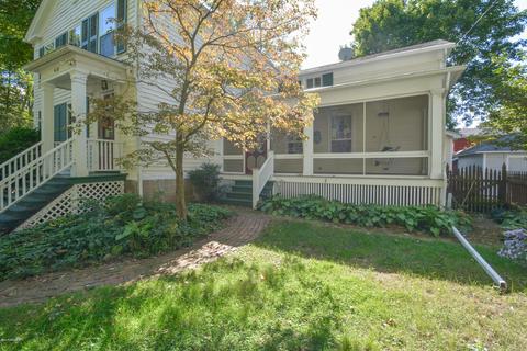 518 E Mansion St, Marshall, MI 49068 photo 4