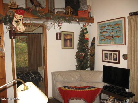 7960 N Mac Rd, Irons, MI 49644 photo 4