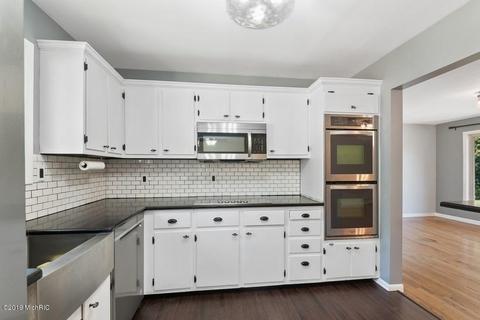 4431 E River Rd, Buchanan, MI 49107 photo 7