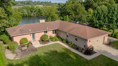 4431 E River Rd, Buchanan, MI 49107 photo 1