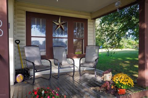 1100 Canaris St, Constantine, MI 49042 photo 4