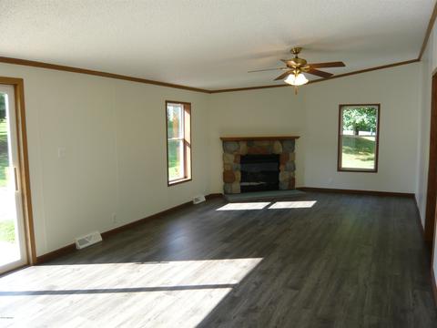665 Mill St, Concord, MI 49237 photo 10