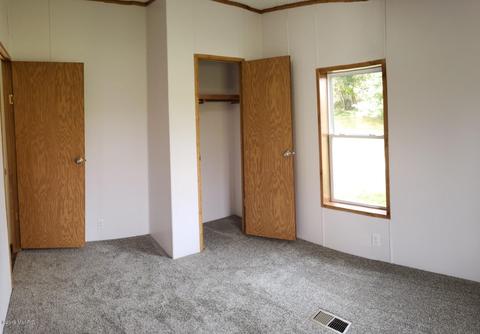 665 Mill St, Concord, MI 49237 photo 15