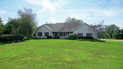 1022 E Snow Rd, Buchanan, MI 49107 photo 1