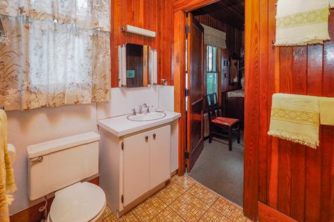 832 S Willlow Bch, Augusta, MI 49012 photo 15