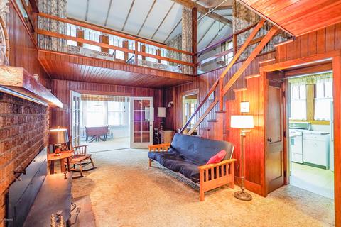 832 S Willlow Bch, Augusta, MI 49012 photo 6