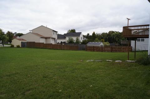 240 Pineview Dr, Belding, MI 48809 photo 3