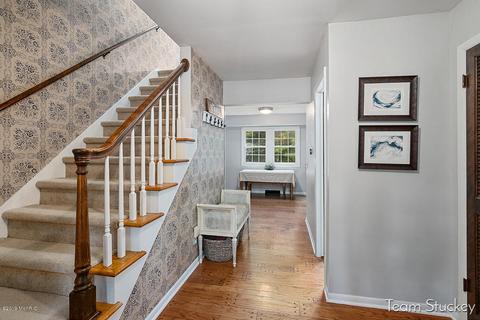 565 Edgeworthe Dr SE, Ada, MI 49301 photo 14