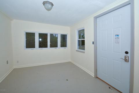 310 Locust St, Marshall, MI 49068 photo 4