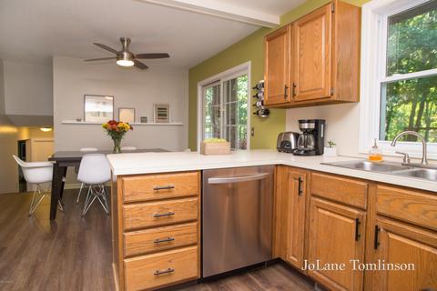 11357 56th Ave, Allendale, MI 49401 photo 16