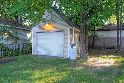 309 Brigham St, Plainwell, MI 49080 photo 21