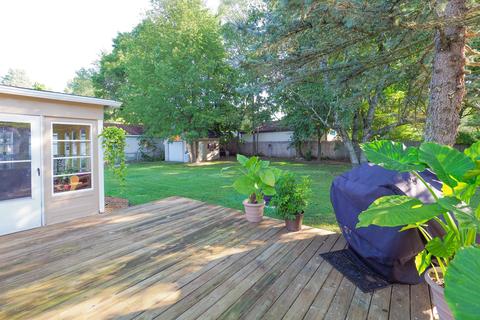 309 Brigham St, Plainwell, MI 49080 photo 18