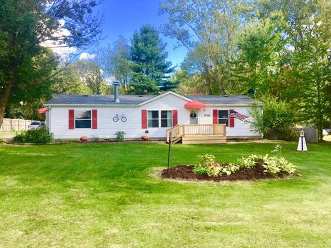 3720 E Shore Dr, Stanton, MI 48888 photo 1