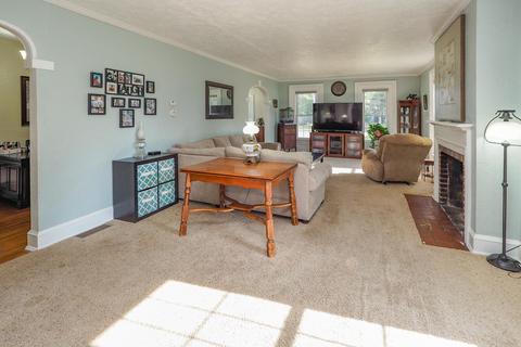 680 S Washington St, Constantine, MI 49042 photo 5