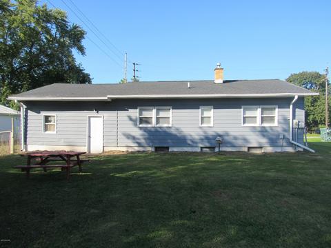 308 Bluff St, Buchanan, MI 49107 photo 12