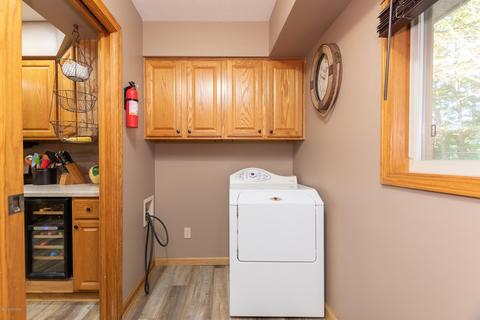 321 3rd St, Plainwell, MI 49080 photo 41