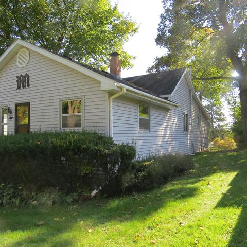 316 E Pine St, Stanton, MI 48888 photo 3