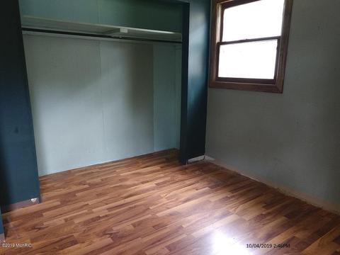 8492 S Rhode Is, Baldwin, MI 49304 photo 9