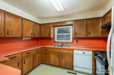 4655 26th St, Dorr, MI 49323 photo 16