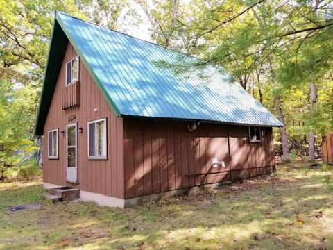 8166 W Spokane St, Baldwin, MI 49304 photo 2
