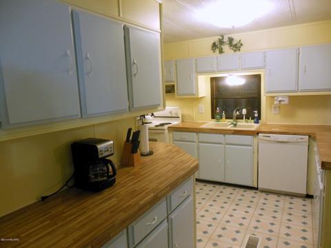 63980 Lutz Rd, Constantine, MI 49042 photo 9